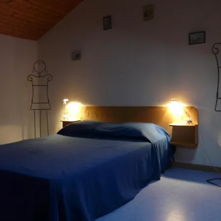 Les Boulites Roches-Premarie-Andille